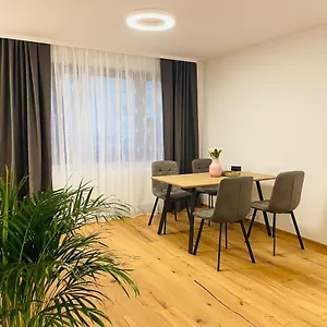  Apartament State Austria